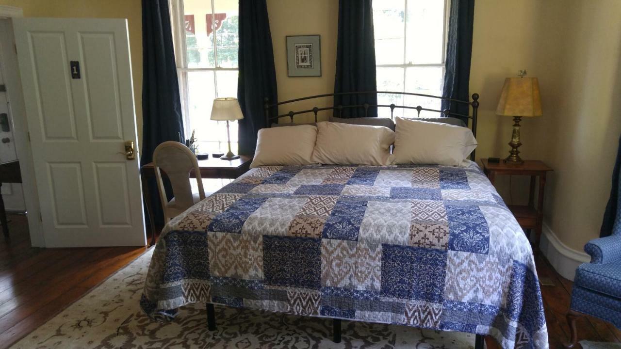 Sheffield 1802 House Room photo